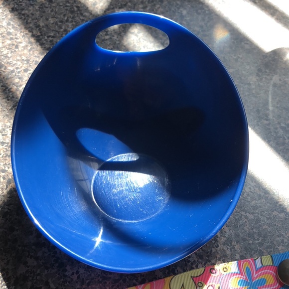 Scoop Bowl & potty bells never used - Picture 2 of 5